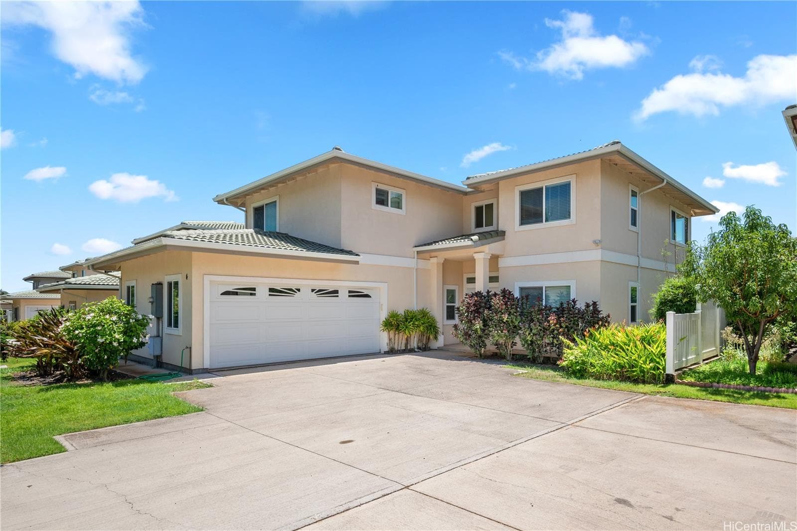 Driveway cleaning service in Oahu Hawaii