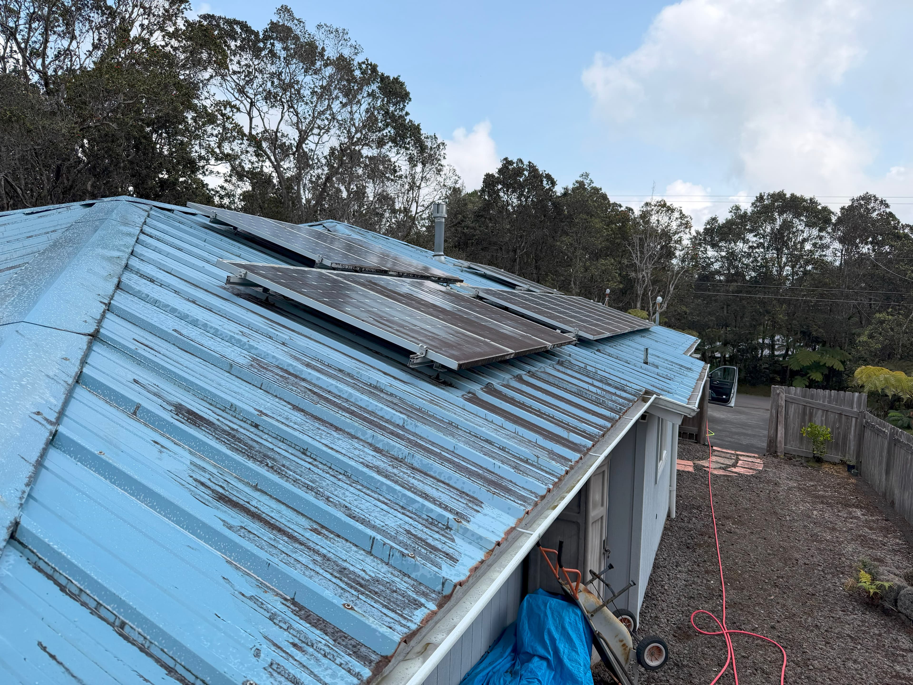 Property before exterior cleaning in Oahu Hawaii